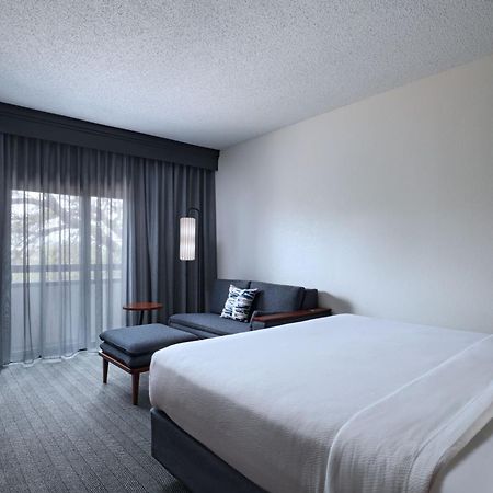 Courtyard By Marriott Dallas Richardson At Spring Valley Kültér fotó