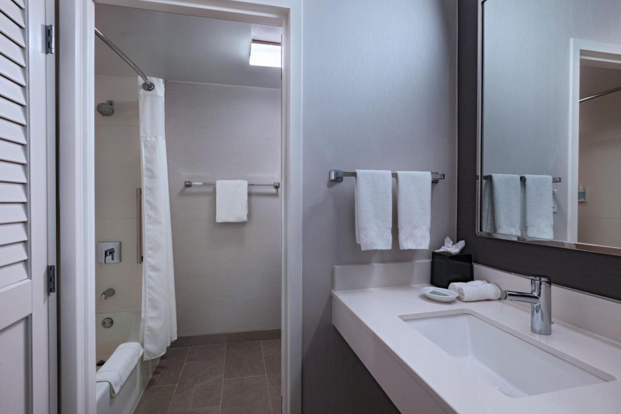 Courtyard By Marriott Dallas Richardson At Spring Valley Kültér fotó