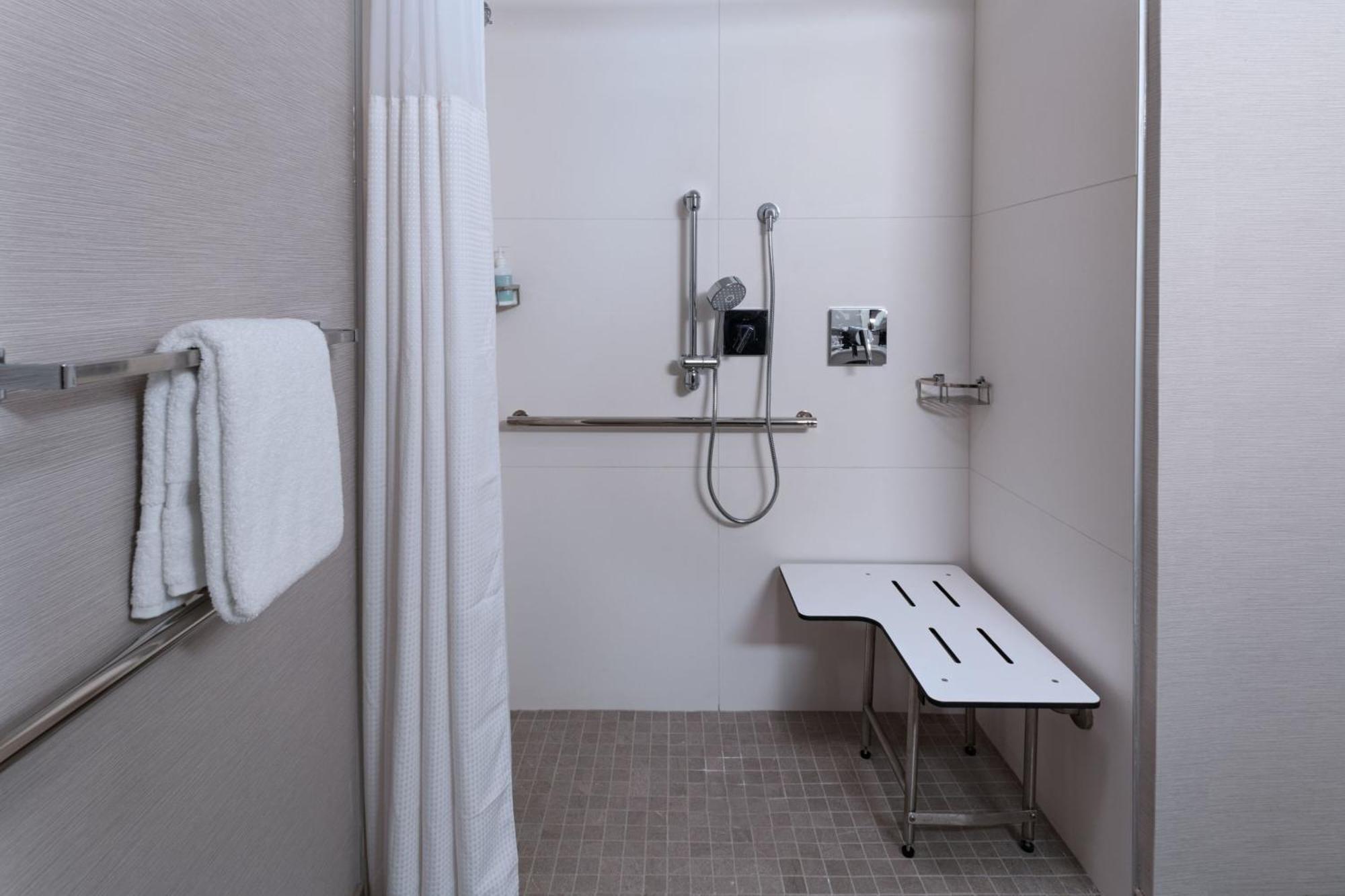 Courtyard By Marriott Dallas Richardson At Spring Valley Kültér fotó