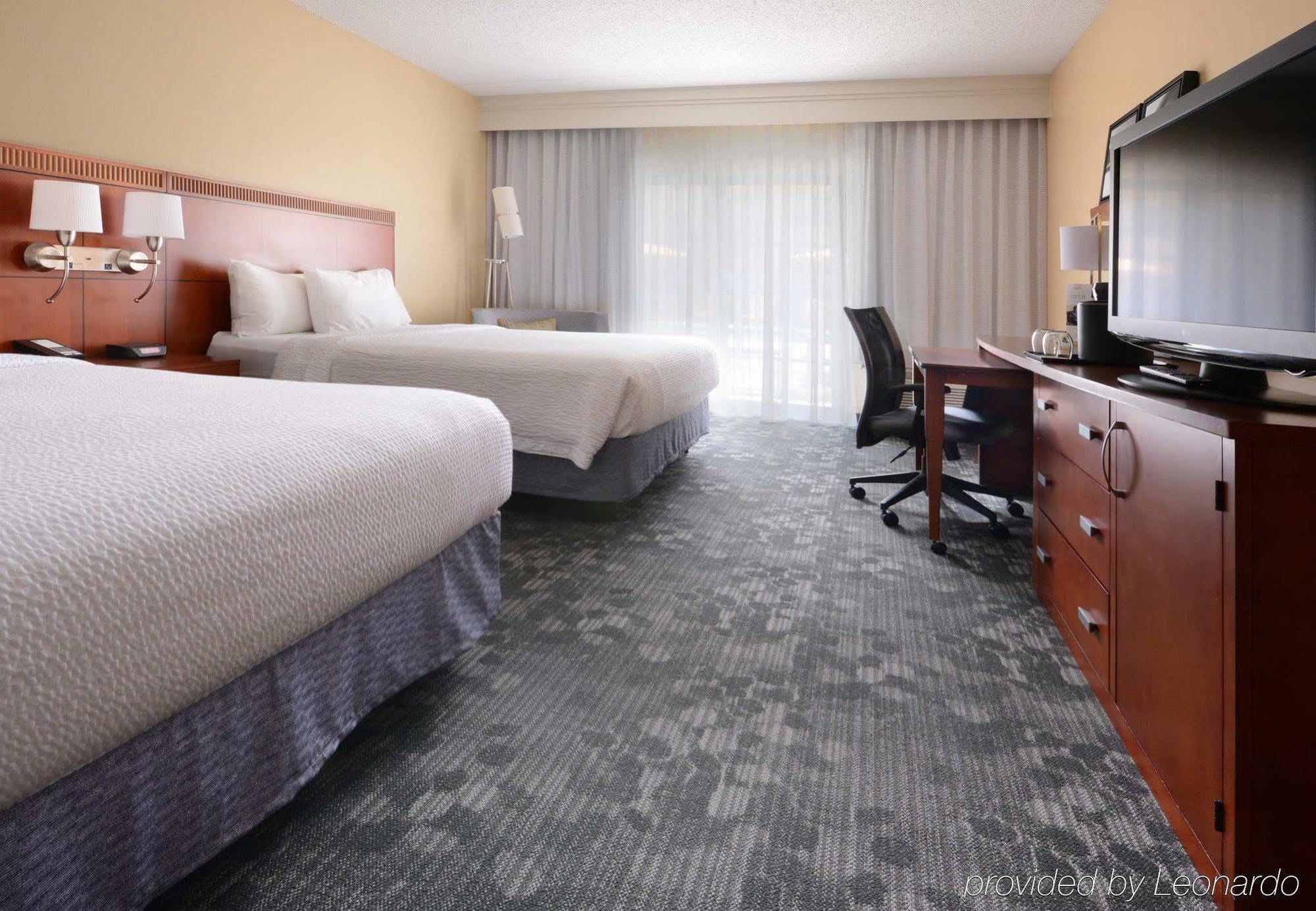 Courtyard By Marriott Dallas Richardson At Spring Valley Kültér fotó