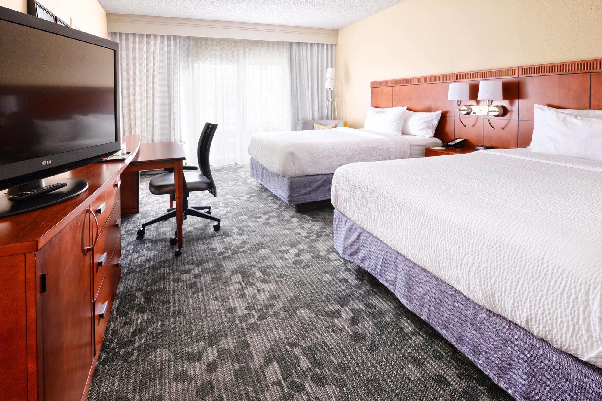 Courtyard By Marriott Dallas Richardson At Spring Valley Kültér fotó